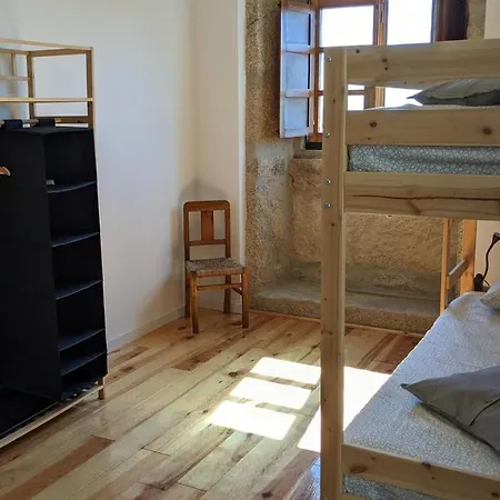 Quarto Privado Com Beliches E Wc - 4 Camas - Lagarto Pintado Casa N'aldeia *